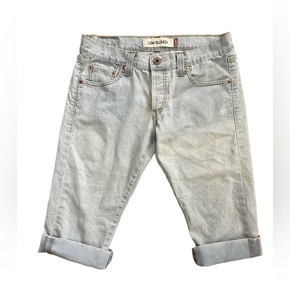 Levi’s LOW SLOUCH Cropped Cuffed Jeans Blue Light Wash Women’s Juniors Size 9. - Picture 1 of 11